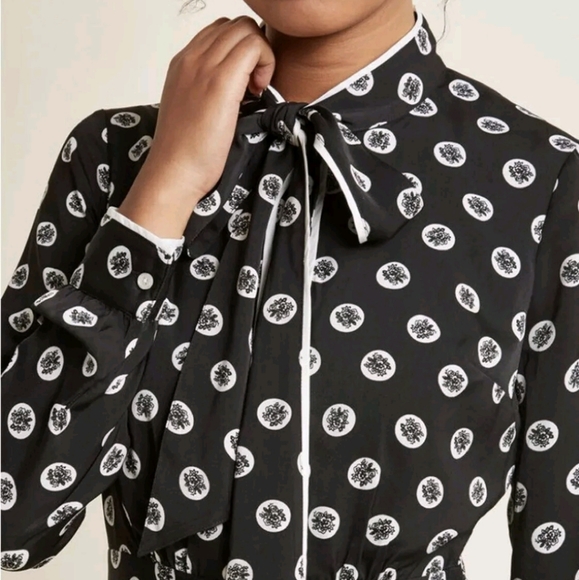 Modcloth black pleated flowers dress - Picture 2 of 9